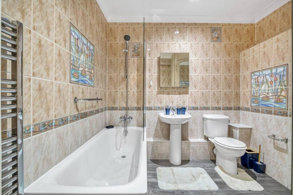 דירות לונדון Luxury Oasis מראה חיצוני תמונה